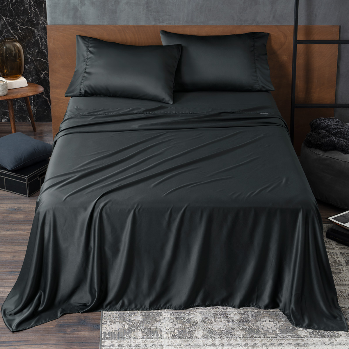 Sábanas de Satín Matrimonial Tipo Seda Suave y Lujosa Con Fundas Negra Real Textil.