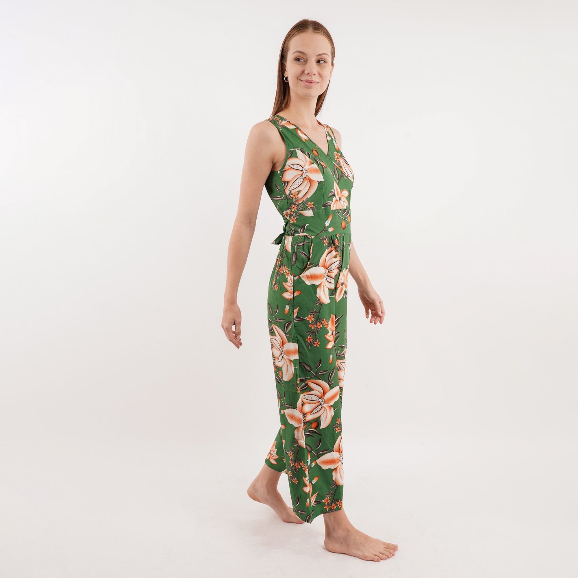 Jumpsuit Palazzo largo, diseño moderno y fresco,!  Cuello en forma de "V", Sin mangas..