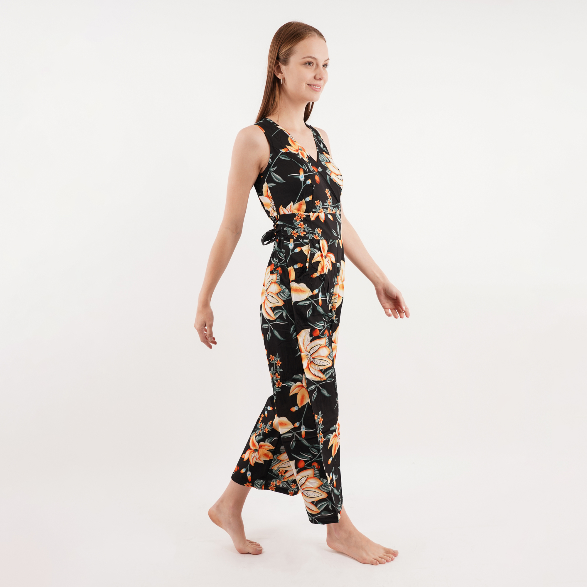 Jumpsuit Palazzo largo, diseño moderno y fresco,!  Cuello en forma de "V", Sin mangas..
