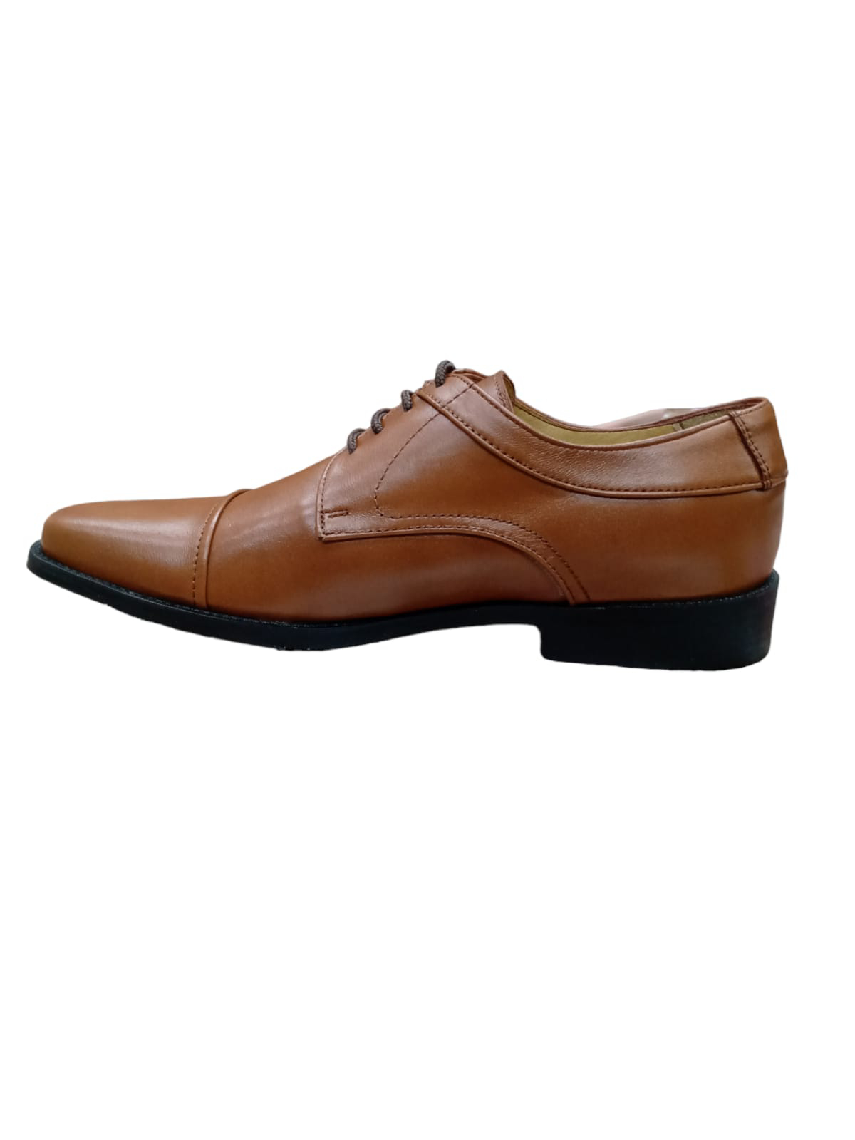 Calzado caballero, choclo de vestir piel  ovino, estilo 11215 marca Bond, confortable y elegante.
