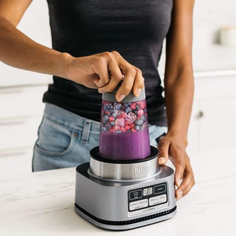 Licuadora Ninja Extractor de nutrientes SS101Q 4, programas, 1200 watts, 4 vasos, plata 