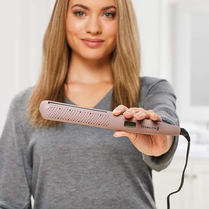 A Plancha Alaciadora Remington Wet2Straight Seca y Alisa en un solo paso con Placas de Cerámica y Microacondicionadores Antifrizz, S27A.