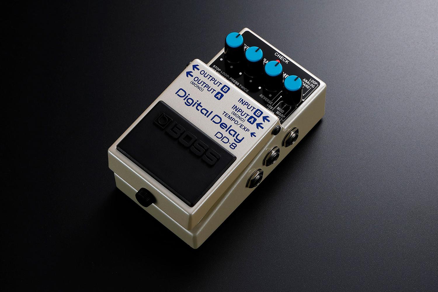 Boss DD-8 Pedal Para Guitarra y Bajo Digital Delay.