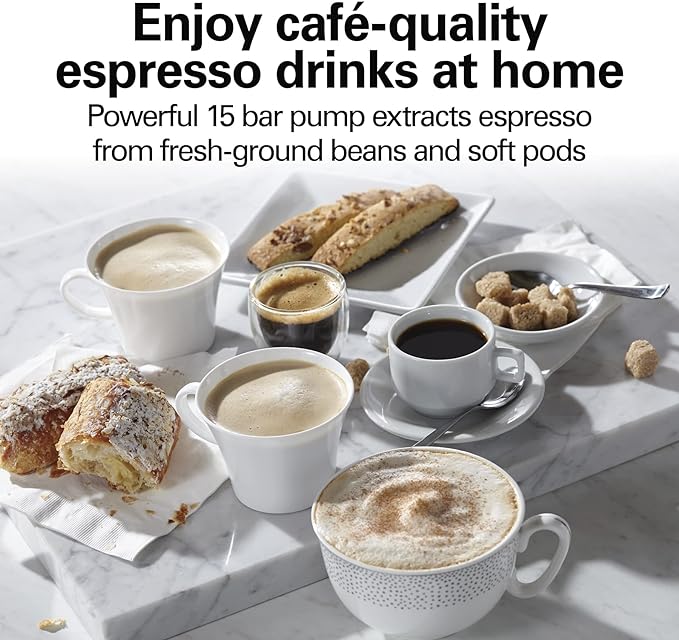 A Hamilton Beach 40715 Cafetera Espresso, 2 Tazas, Cappuccino, Mocha y Latte, 15 Bares, Negro y Plata.
