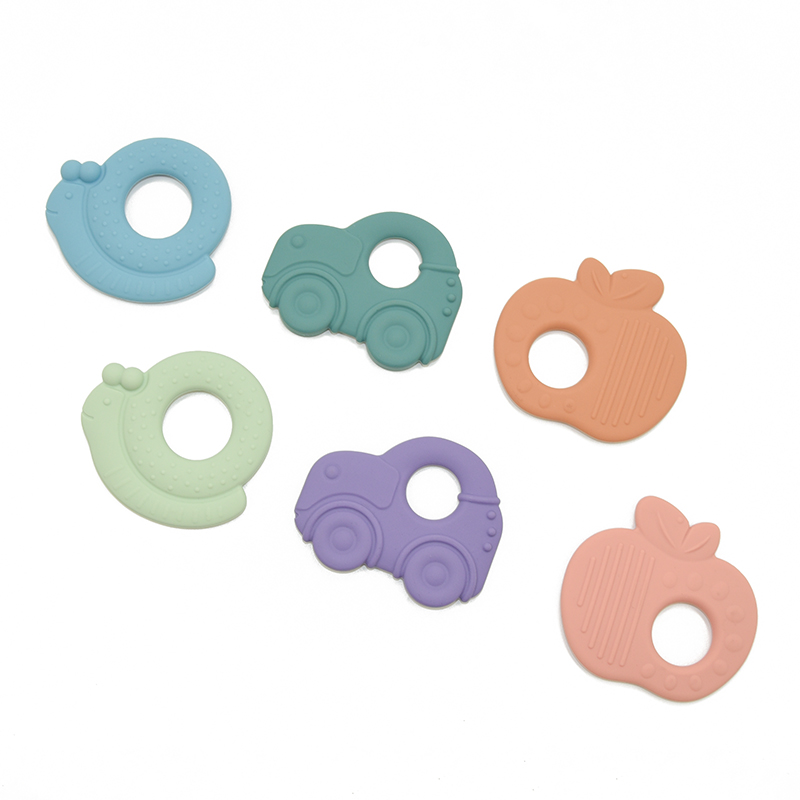 Kit De 5 Mordederas De Silicón Para Bebe En Diversas Formas.