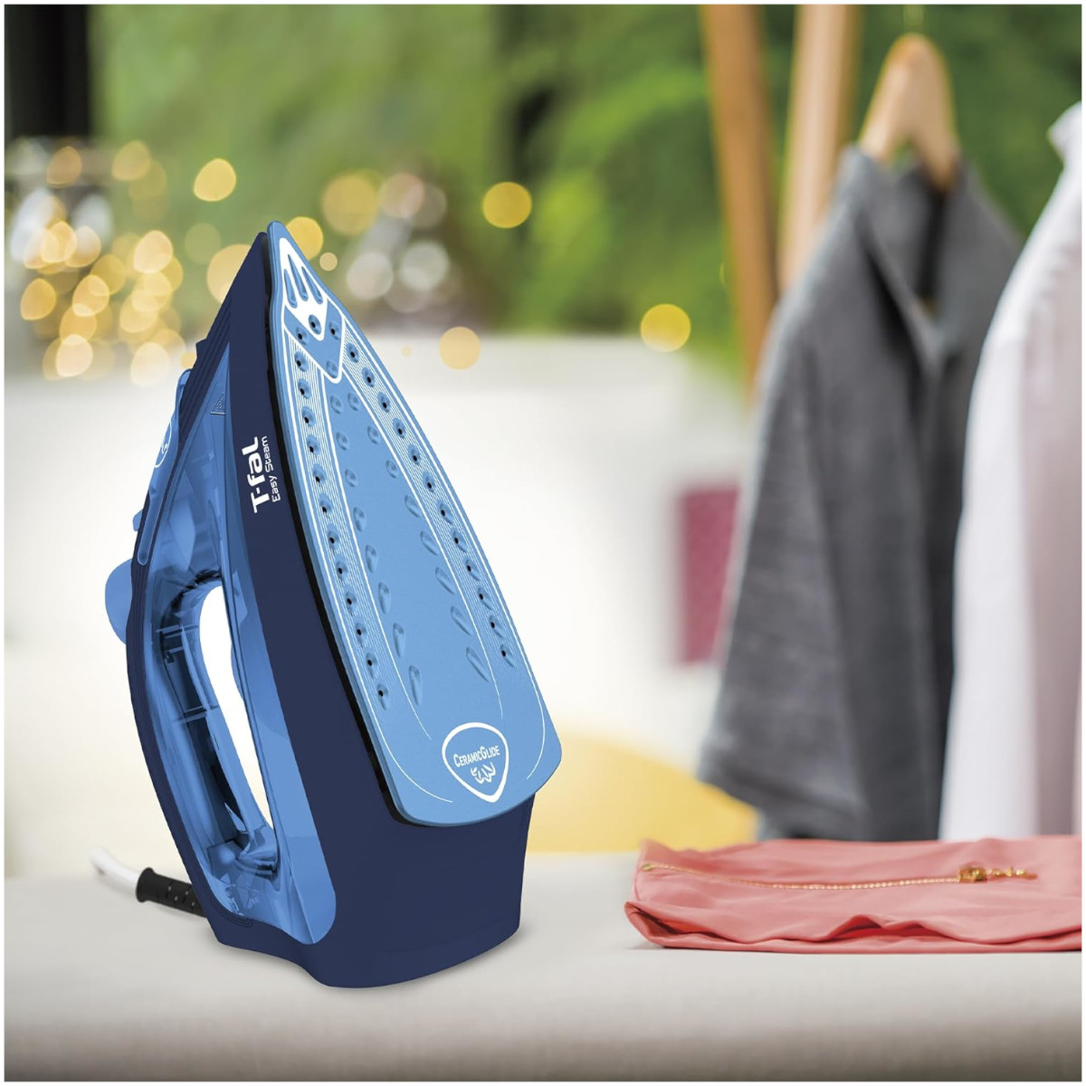 Plancha Vapor T-FAL Easy Steam FV1950X0 suela carámica 1200W depósito 120ml.