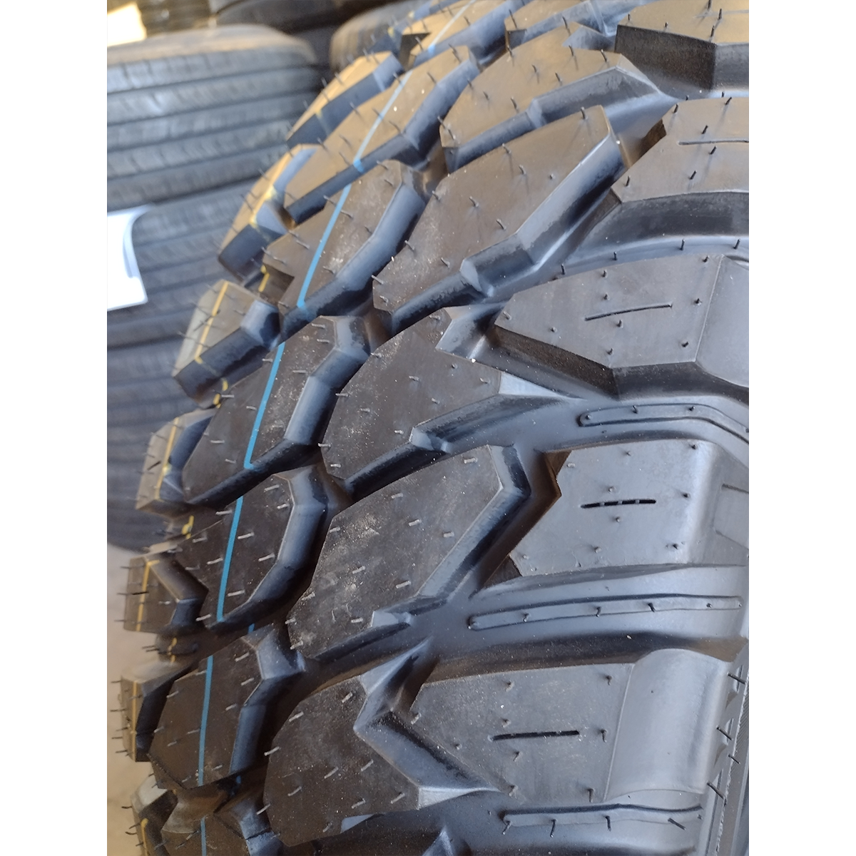 LLANTA 265/75R16 HIFLY MT601 10C LT MUD TERRAIN 123/120Q.