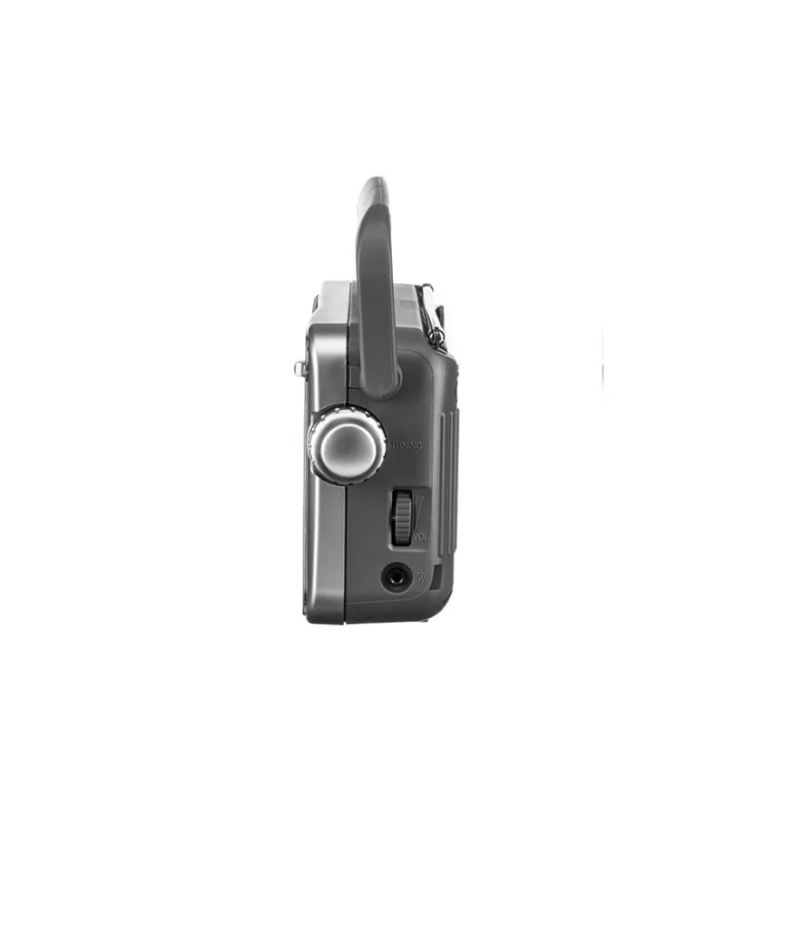 Radio Portatil Panasonic Modelo: Rf-2400 Am/fm Funciona a Pilas O Corriente, Color Plateado.