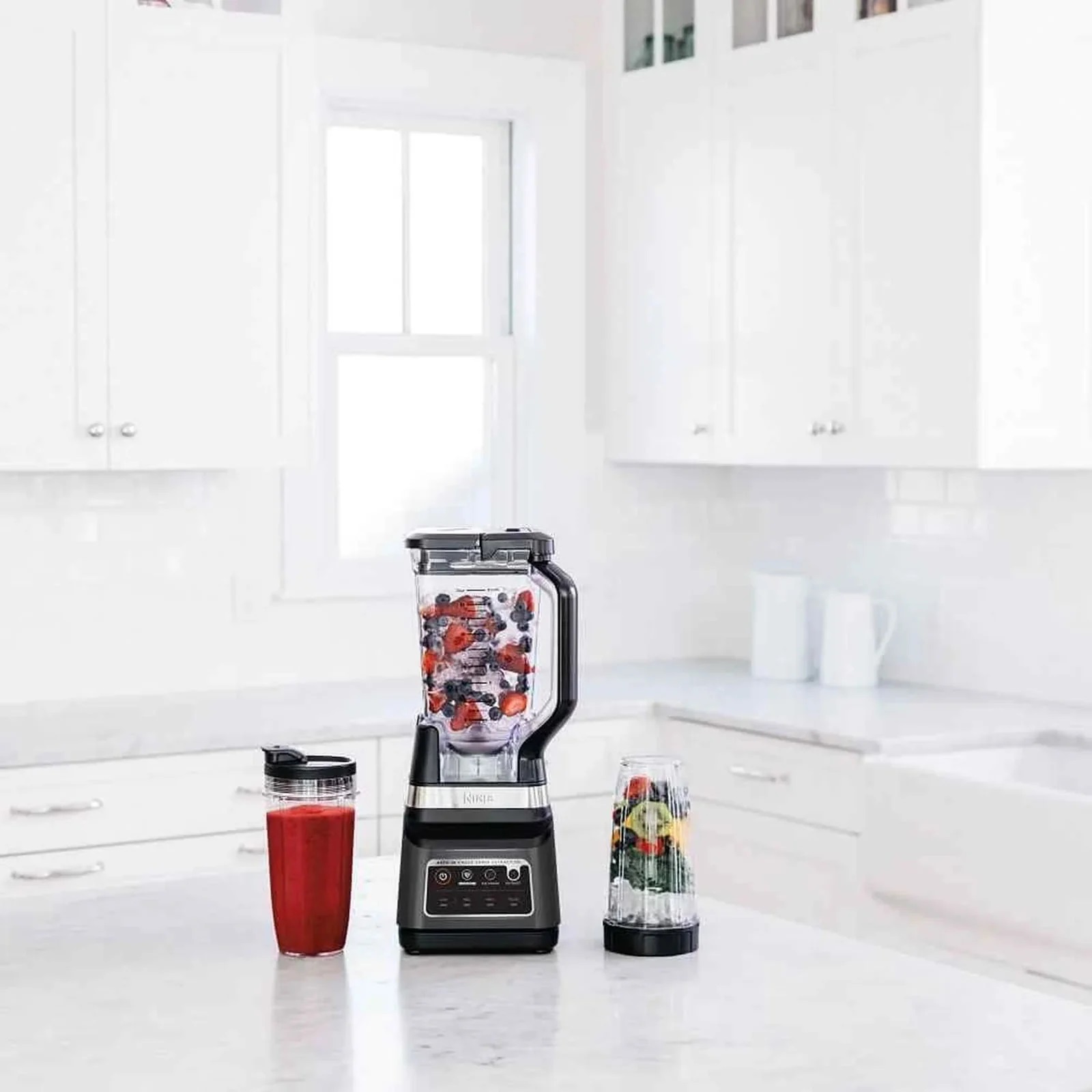 Licuadora Duo Ninja Vaso de Plástico 2.1 Litros Negra Auto-iQ DB751A