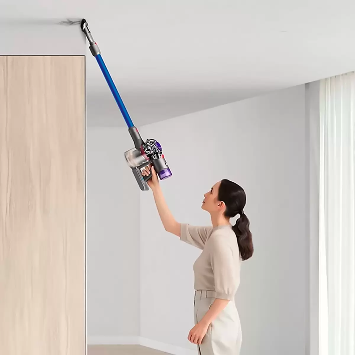 Aspiradora Sin Cable Dyson V8 Origin Extra Níquel/azul.