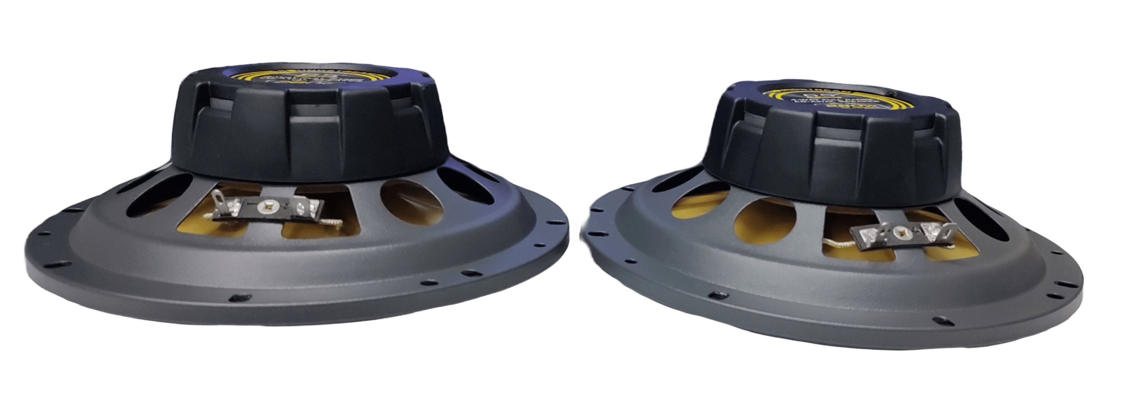 Bocinas Coaxiales SOUNDSTREAM PRO-650 140w Rms 6.5 Pulgadas 4 Ohms 2 Vías Cono Fibra de Carbono IMPP.