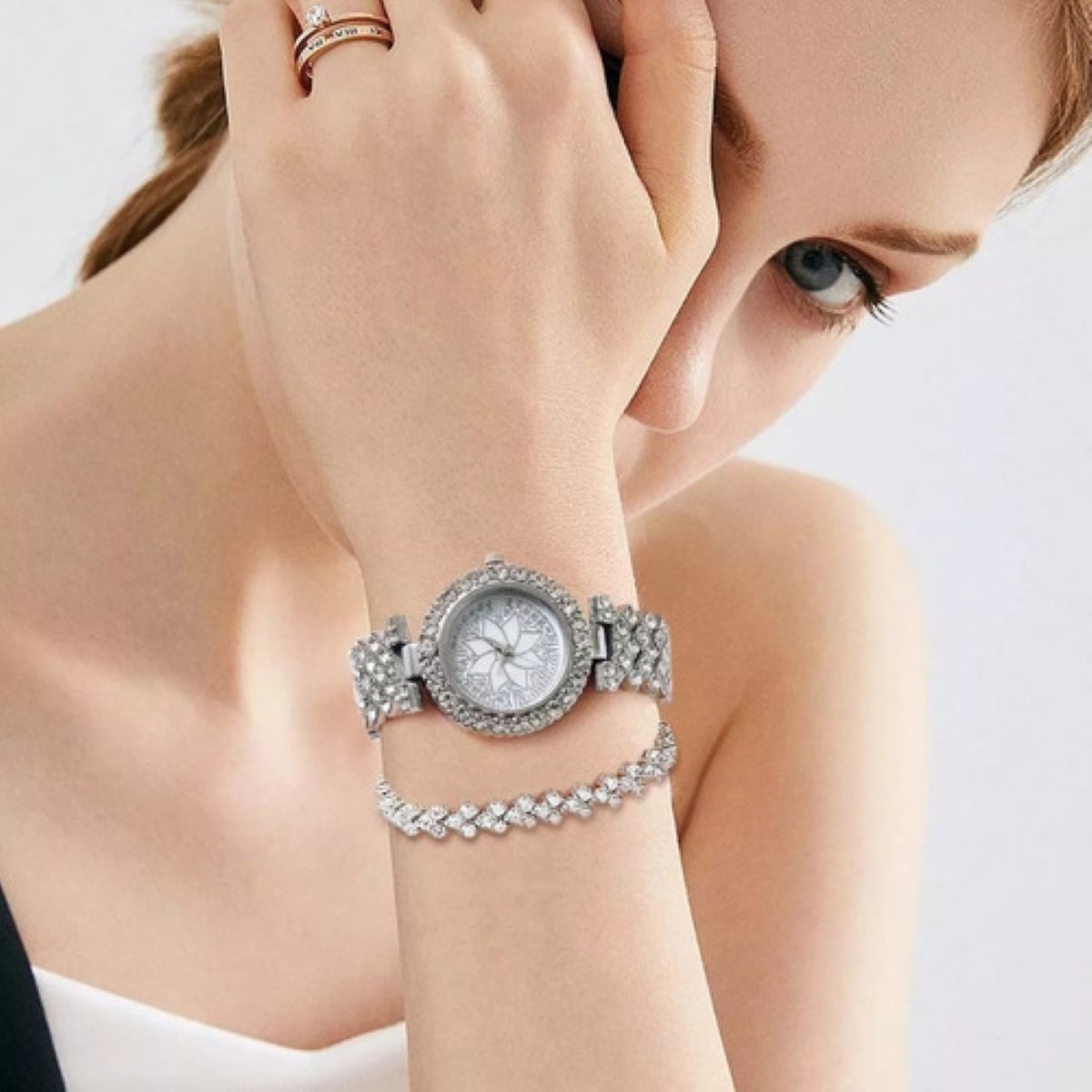 "Set De Reloj Con Caja De Regalo De 4 Piezas Para Mujer plata "