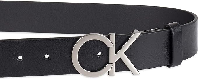 Calvin Klein - Cinturón casual con hebilla para hombre.