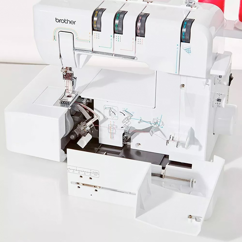 Máquina Cover Stitch Collaretera Brother Cv3440