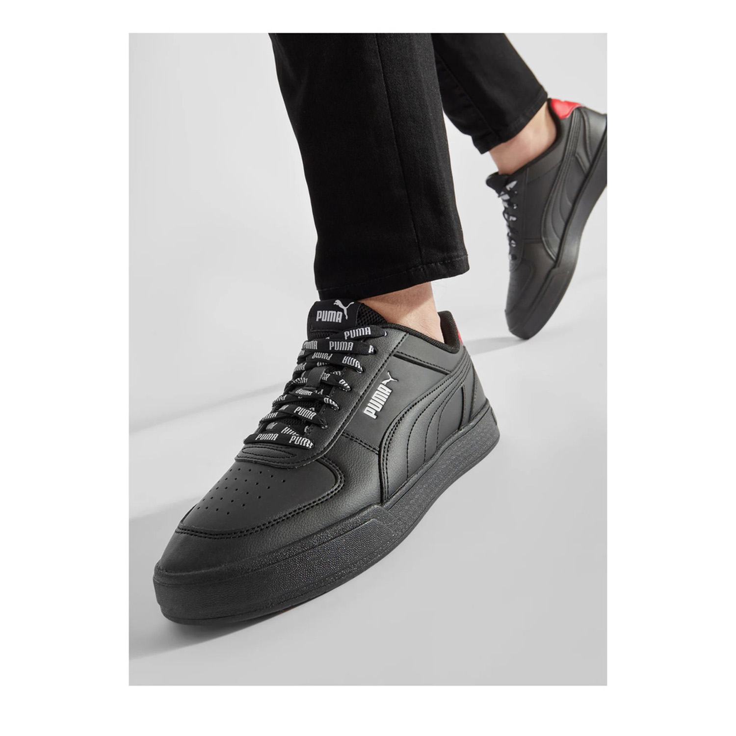 Tenis Puma Caven Logomania 383857 Color Negro Diseño Unisex.