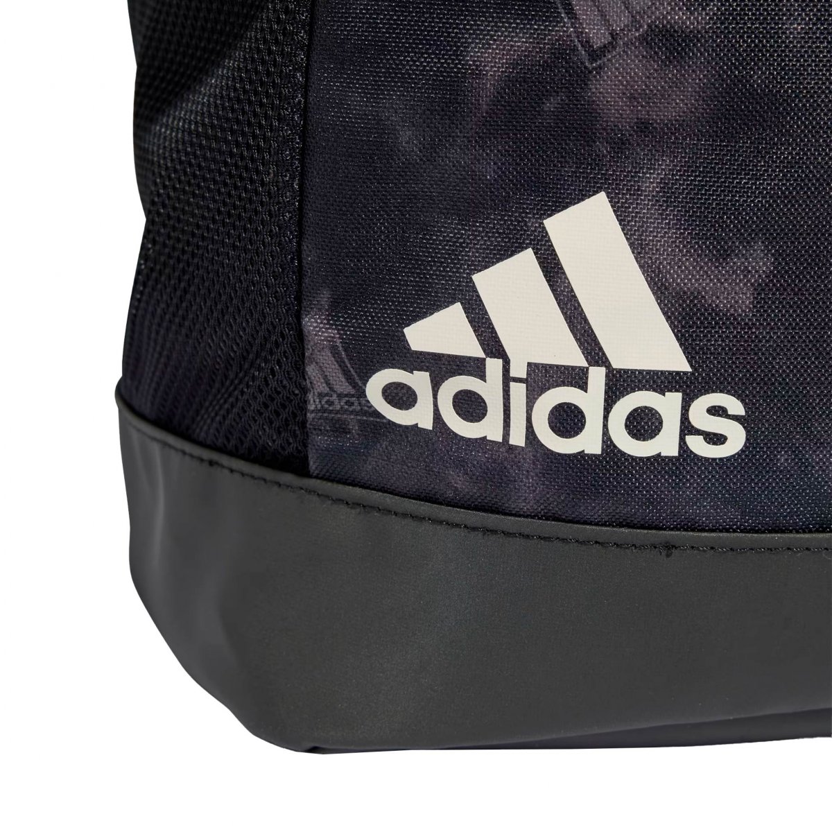 Adidas 8k negras letra sale