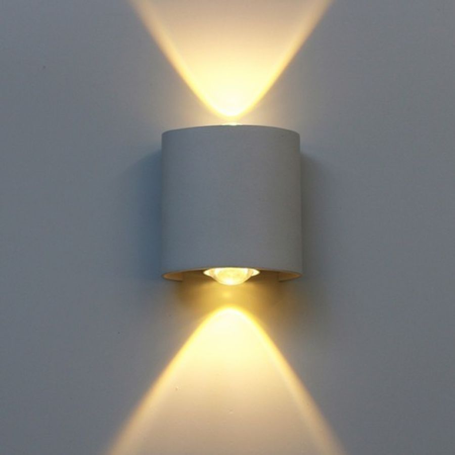 Lámpara Led De 2w Para Pared De Uso Exterior Y Interior IP67.