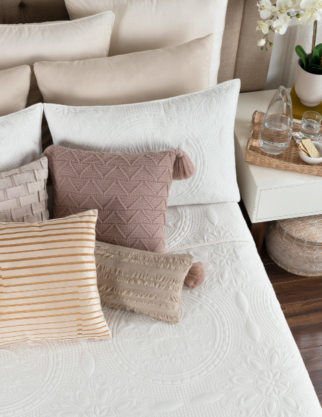 Edredón King Size Luxus Velvet Bordado con Fundas Angel ESQUIMAL.