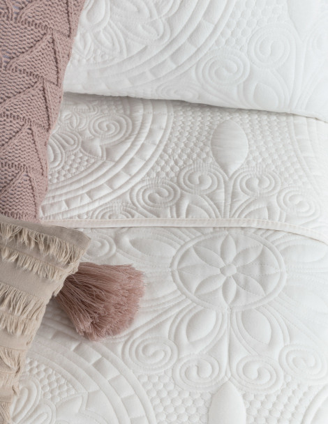 Edredón King Size Luxus Velvet Bordado con Fundas Angel ESQUIMAL.