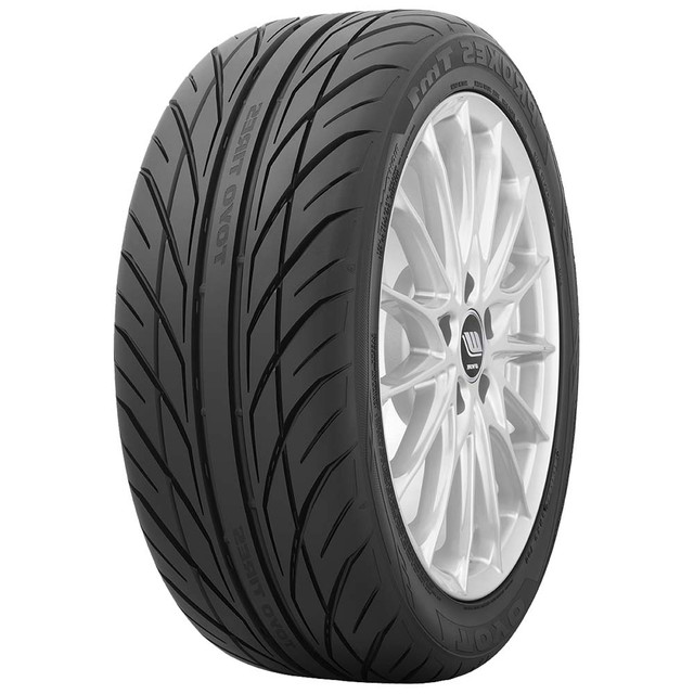 Llanta 205/55r15 Toyo Proxes Tm1 88v.