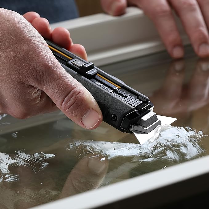 ToughBuilt - Scraper Utility Knife + 5 Blades - (TB-H4S5-01).