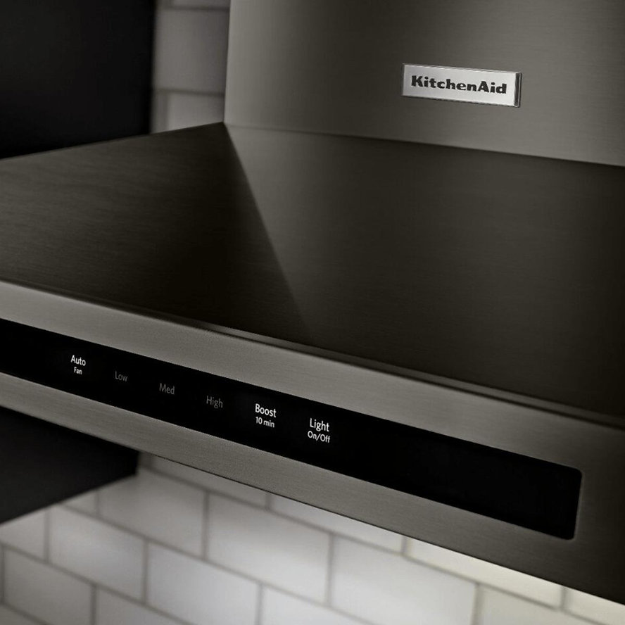 Campana Pared KitchenAid KVWB606HBS de 91 cm de Acero Negro.