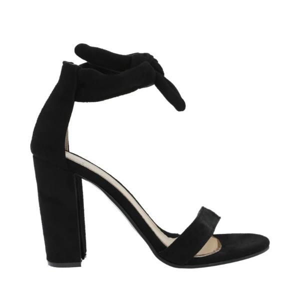 Zapatilla Para Mujer Negro Con Aplicación Nudo En Látigo