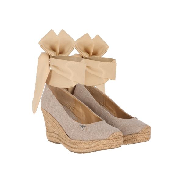 Alpargata Cerrada De Plataforma Con Yute Y Listón Para Mujer Color Beige