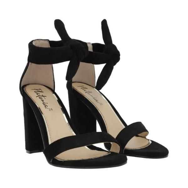 Zapatilla Para Mujer Negro Con Aplicación Nudo En Látigo