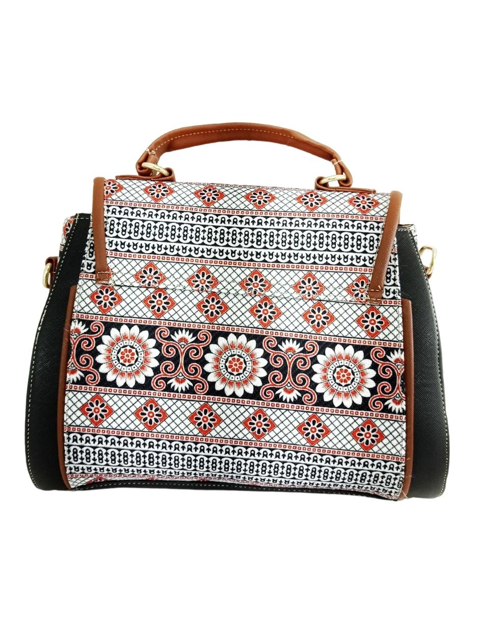 Bolsa artesanal de cuero vegano y yute.