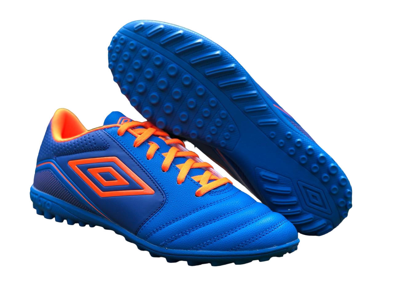 Tenis Umbro Classico XII TF Azul Multitaco Calzado Fútbol Rápido.