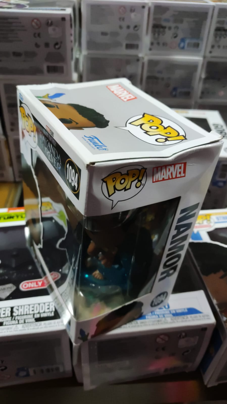 Funko Pop Wakanda Forever Namor 1094 DAÑO