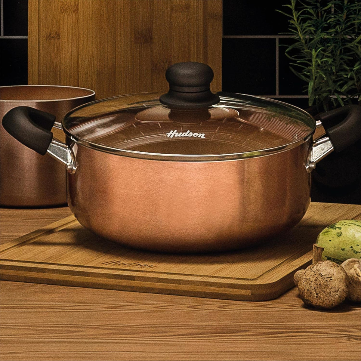 Cacerola Olla HUDSON 24cm Aluminio Antiadherente con tapa cristal.