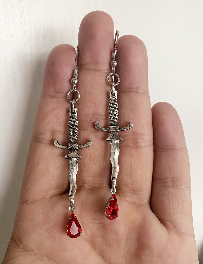 Aretes Pendientes Daga Sangre Roja Mujer Elegante Moda Fiesta Regalo