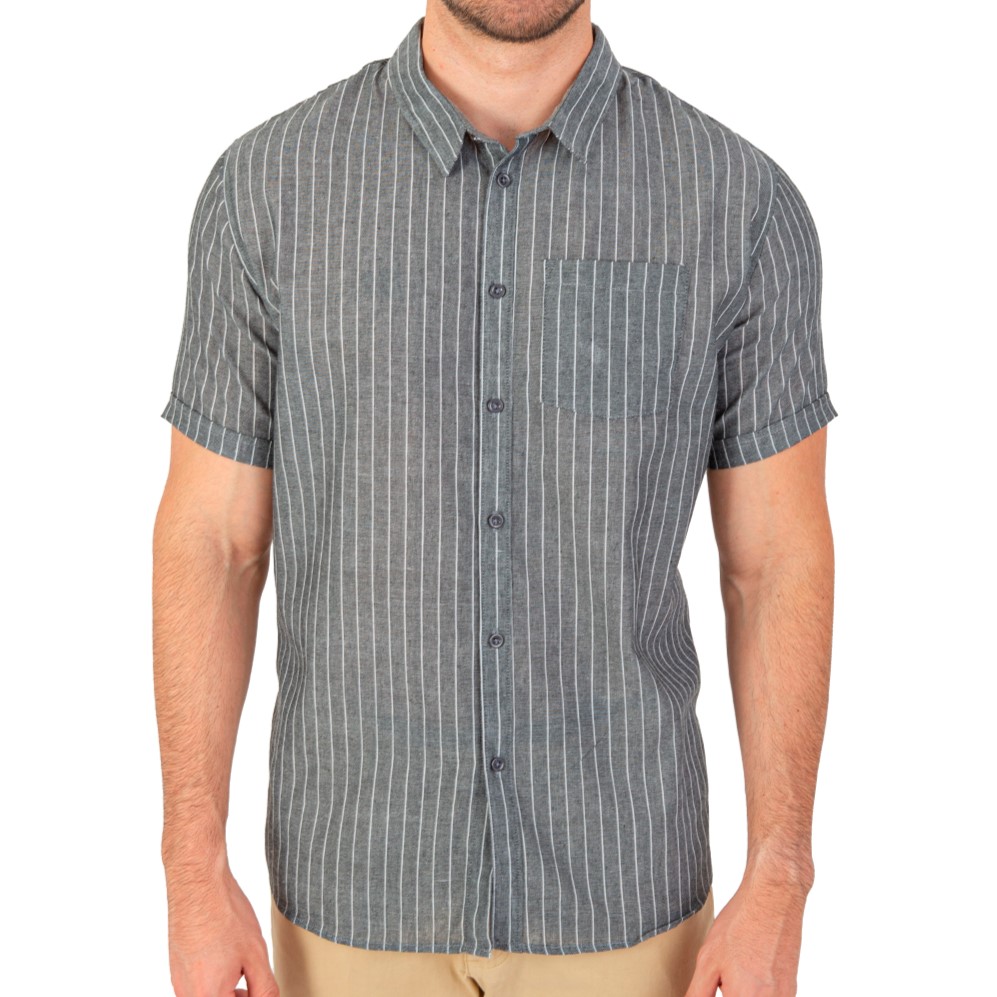 Camisa Manga Corta Slim Fit Color Negro Rayas.