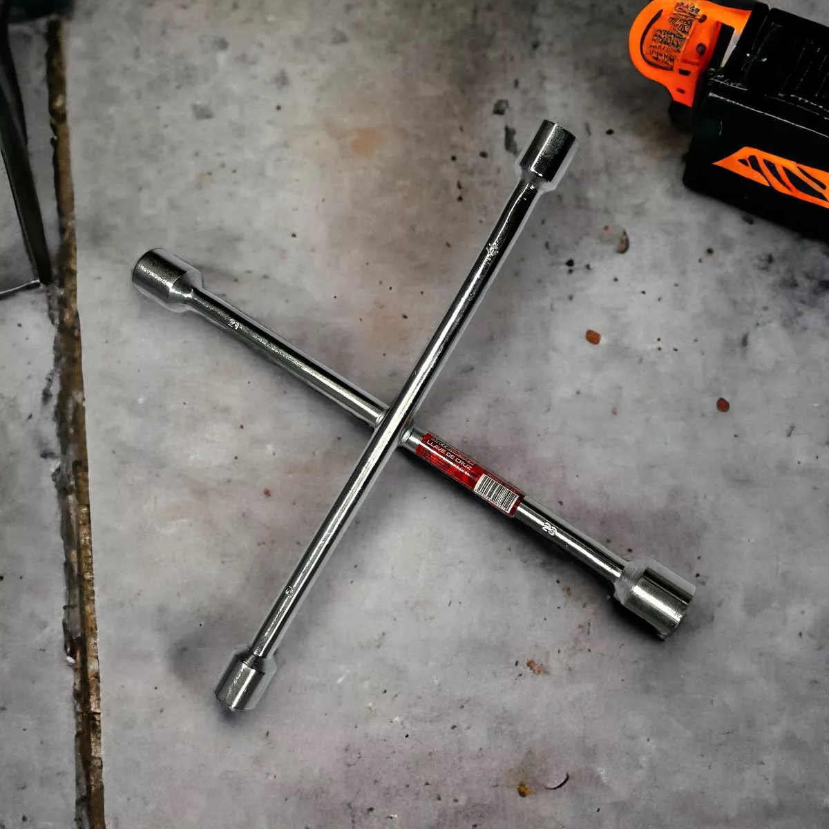 Llave De Cruz Galvanizada Cruceta.