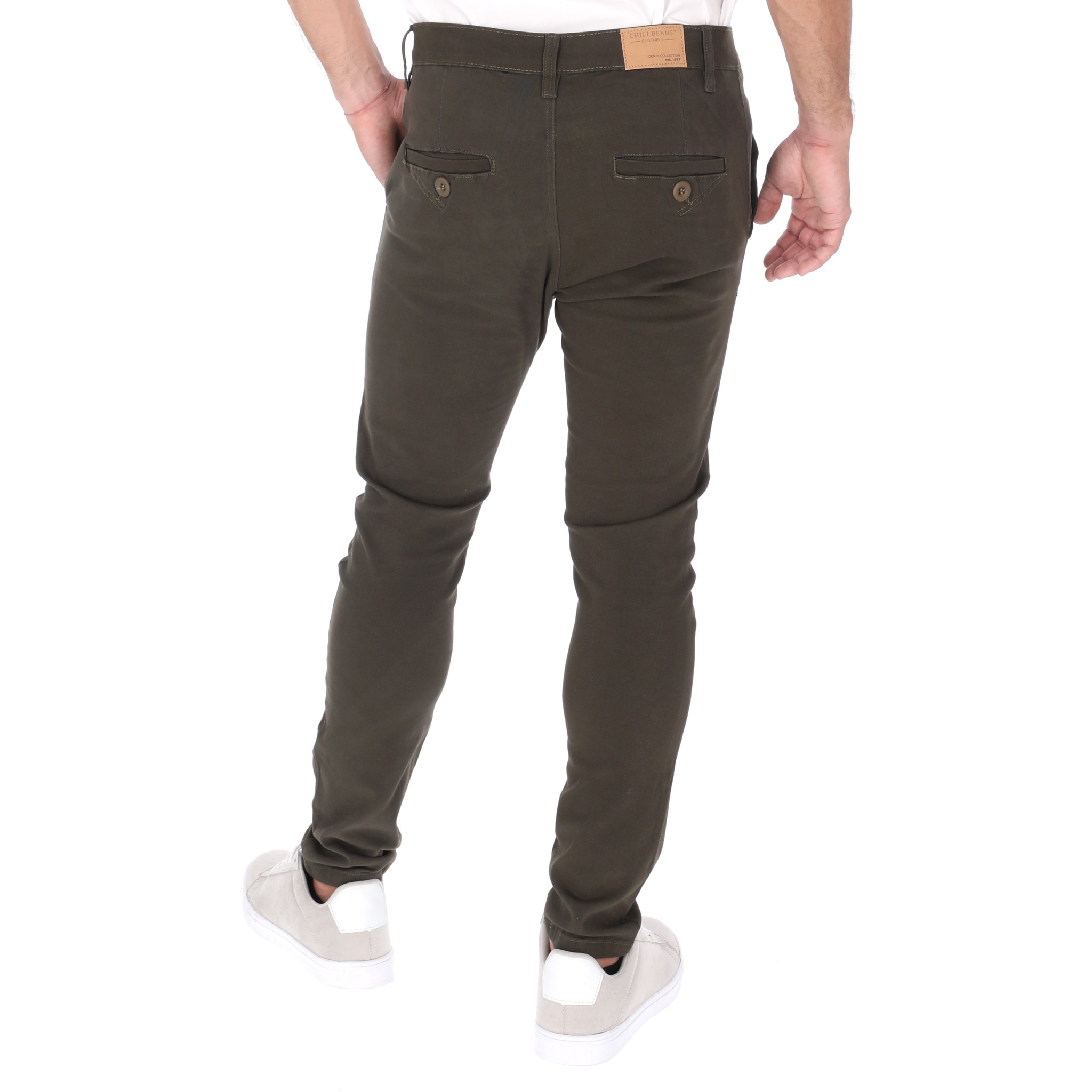 Jeans De Gabardina Color Verde Militar Para Hombre CHB Chili Beans Clothing Co..