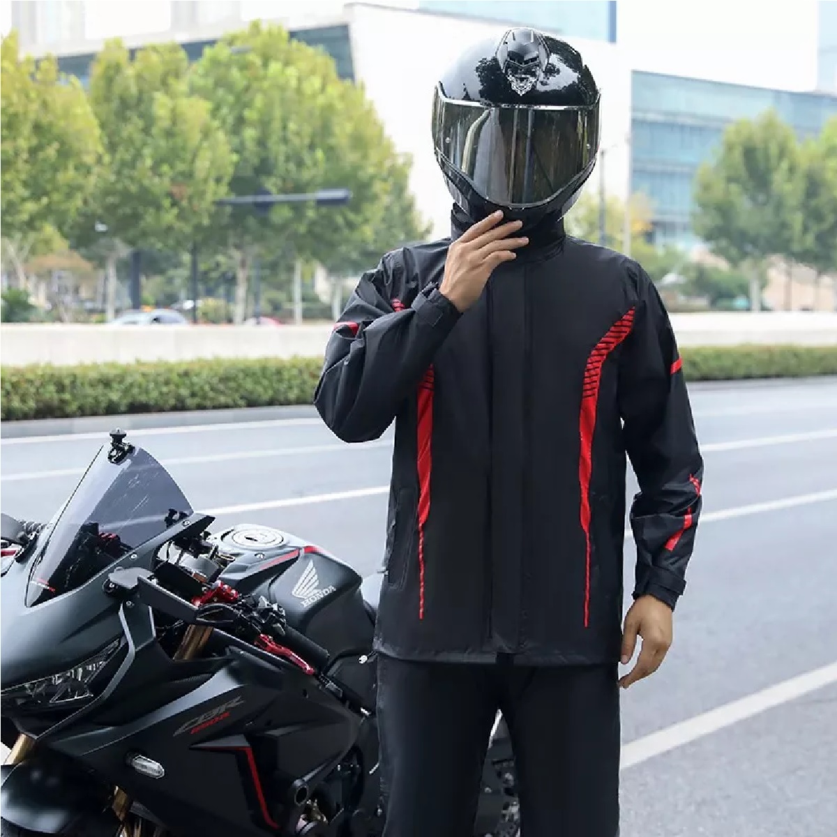 Impermeable Motociclista Reflejante Con Capucha Alta Negro/Rojo L.