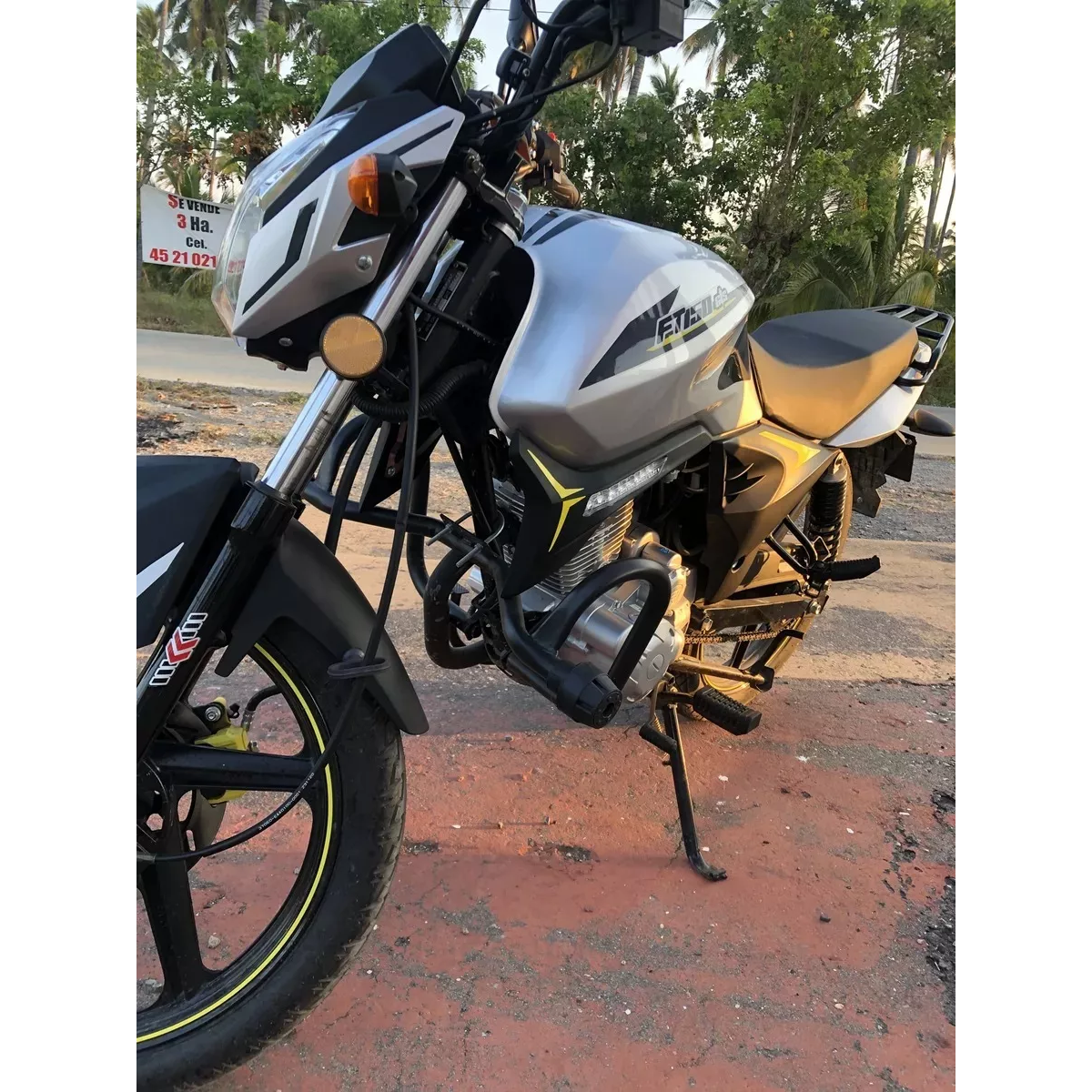 Slider Defensa Stunt Para Italika 150z 2022 Negro.