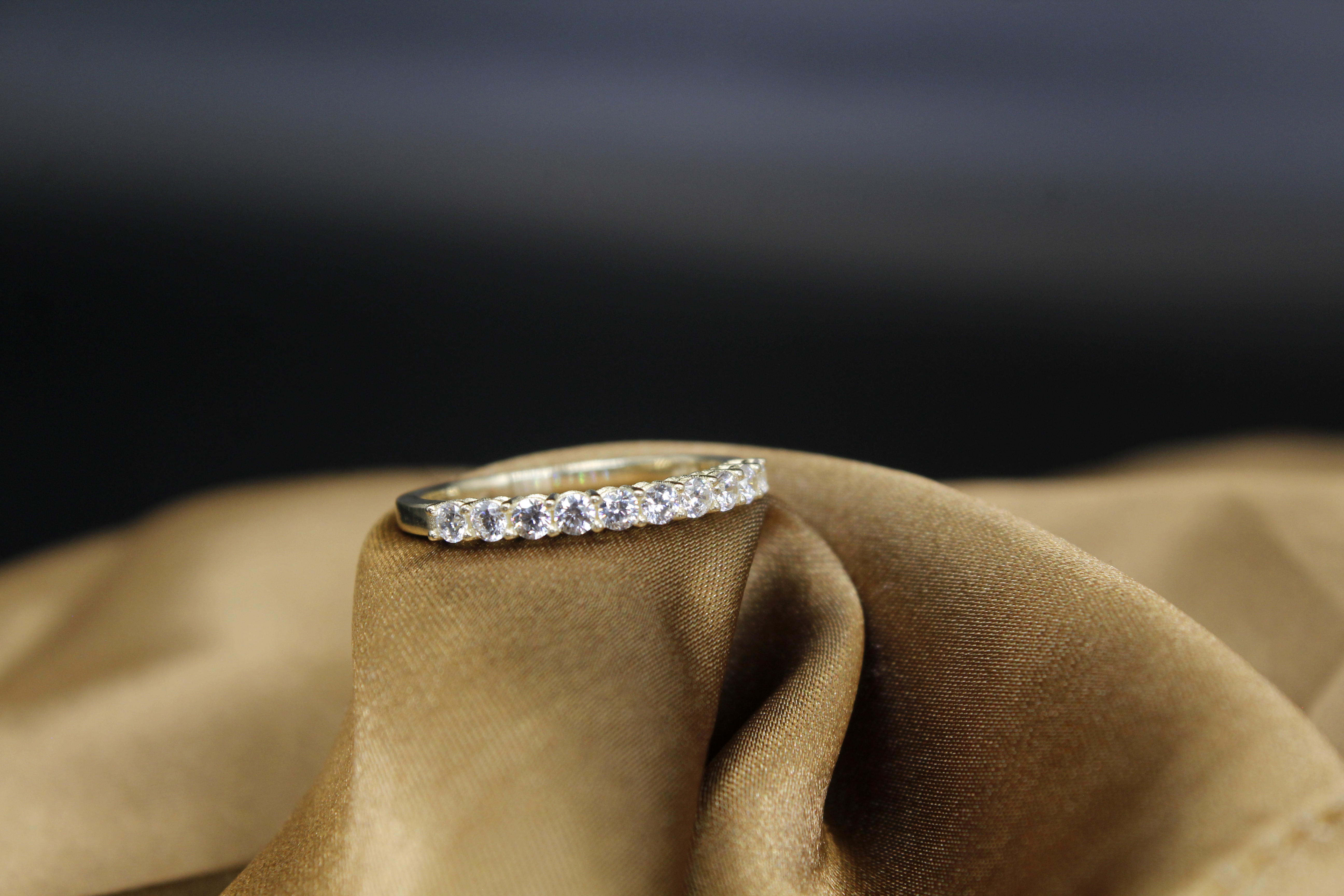 Churumbela de oro 10k para mujer, con piedra zirconia suiza, incluye certificado de la joyería 