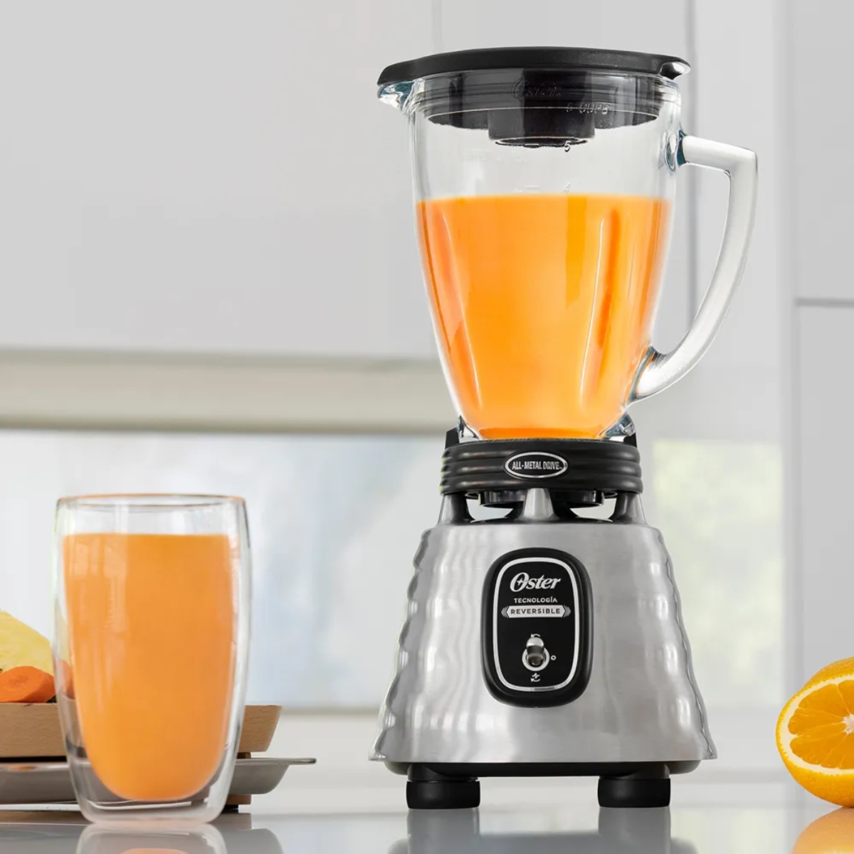 Licuadora Oster BLSTBESTE Motor Reversible / Vaso Vidrio 700 Watts ORTY3
