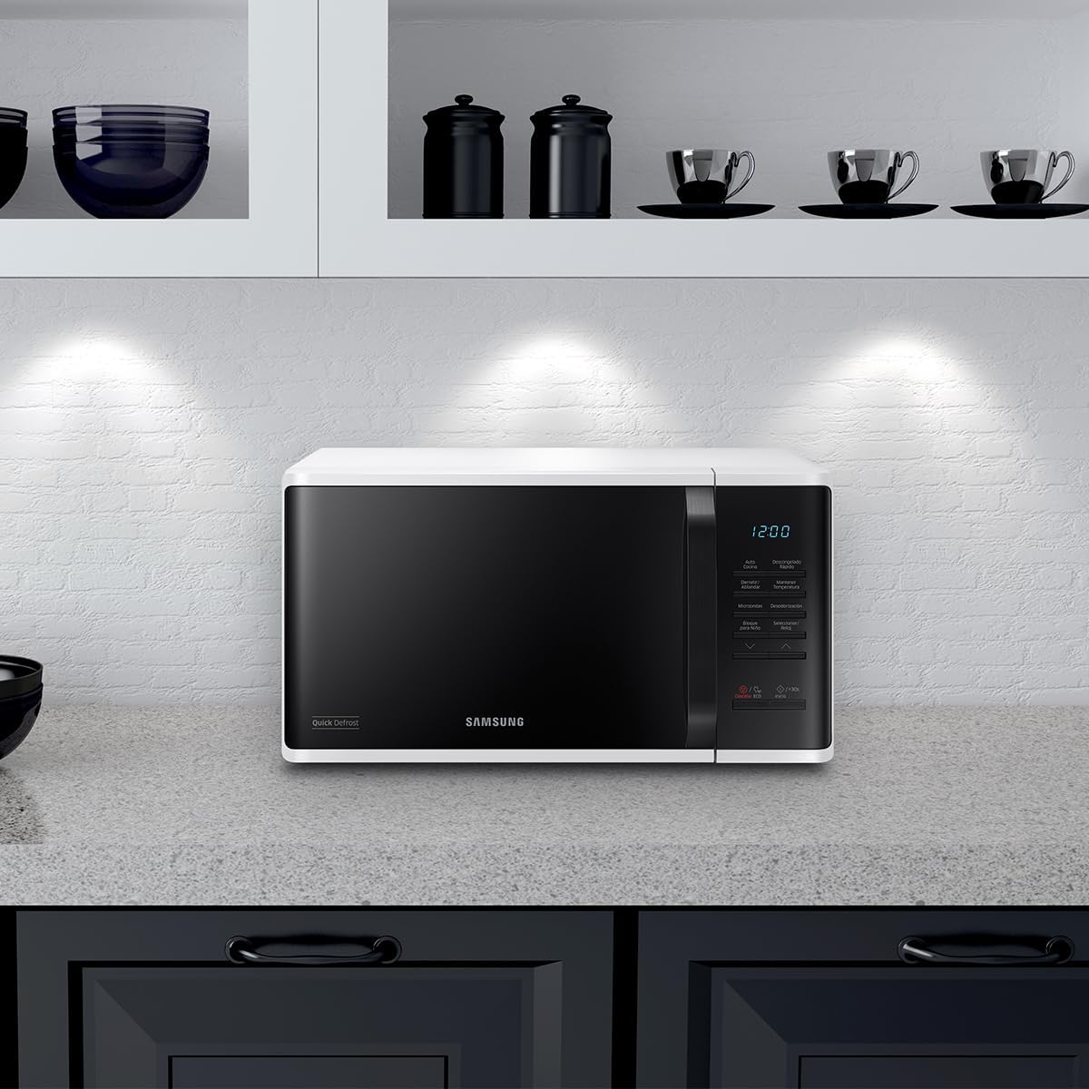 Samsung Horno de Microondas, 0.8 Pies Cúbicos, Color Blanco - Modelo MS-23K3513AW
