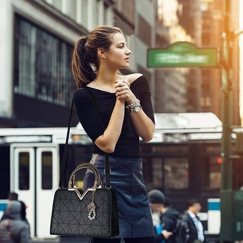 Bolso Tote Bolsos De Mujer Bolsos De Piel Bolsos De Hombro negra detalle dorado