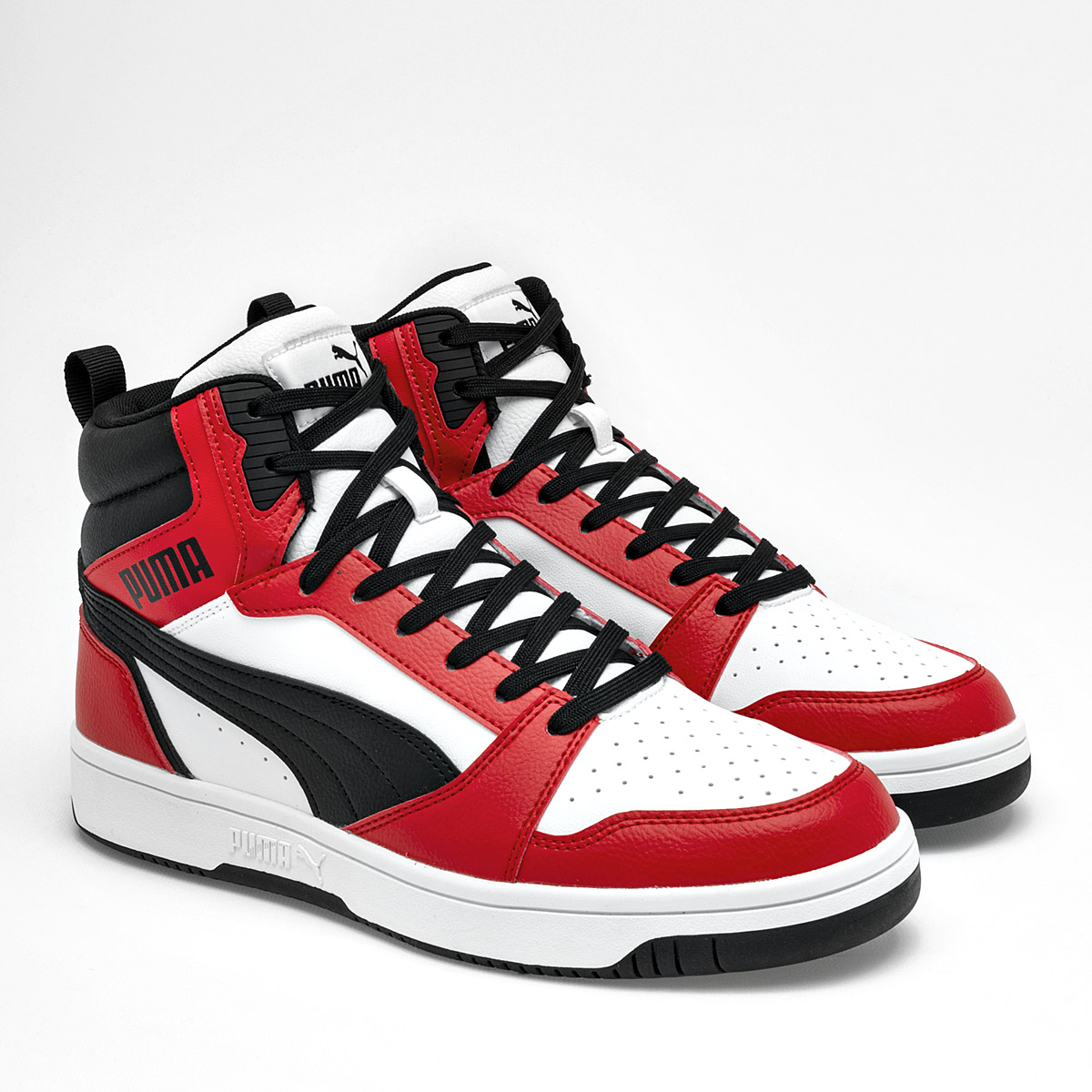 TENIS URBANO HOMBRE DE Puma ESTILO 392326-04 COLOR BLANCO ROJO NEGRO.