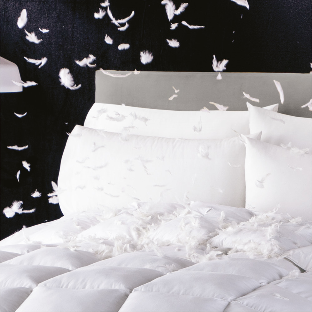 Edredón De Pluma Suave Premium Matrimonial Blanco Concord
