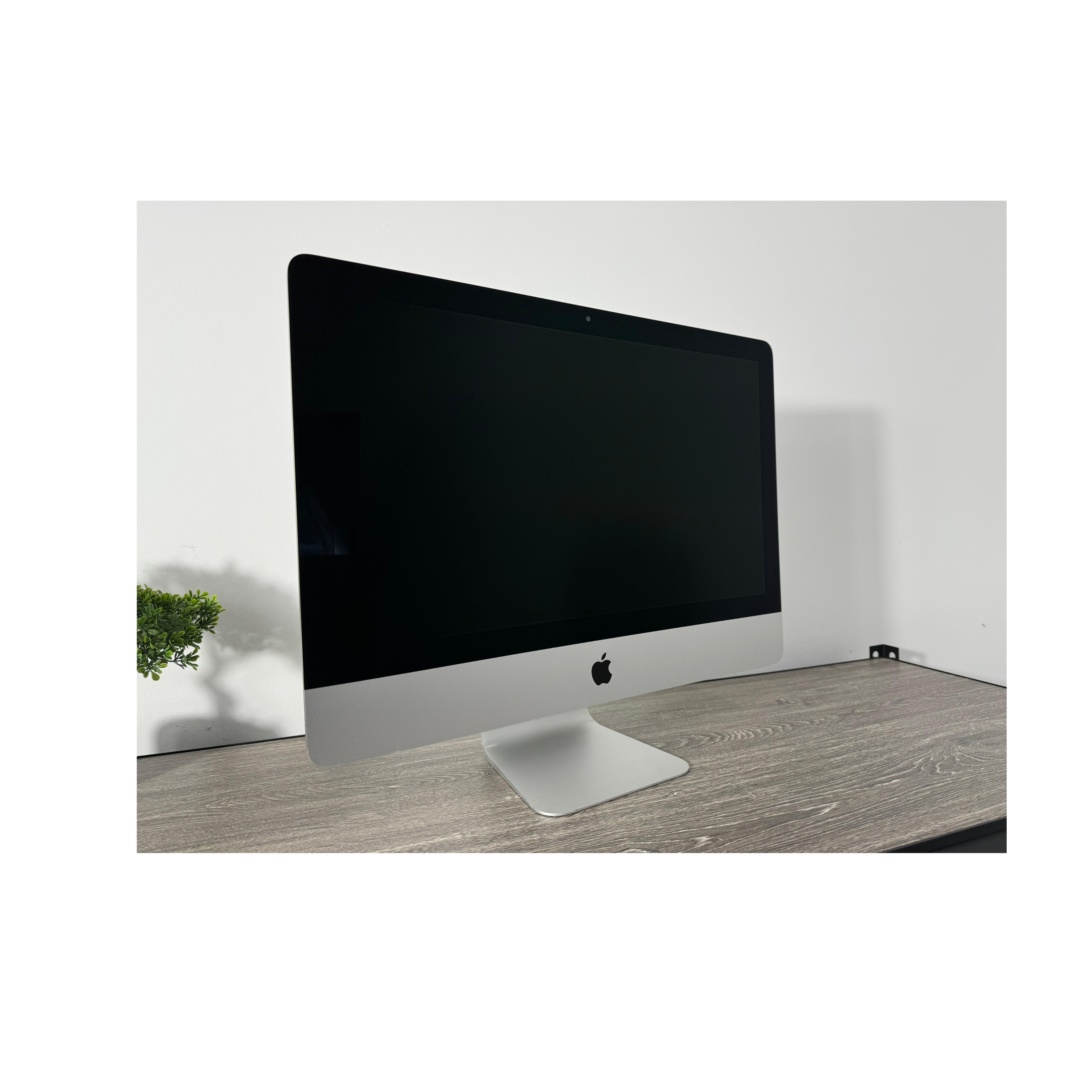 iMac 21.5" (2019) Intel Core I5 8va gen 16gb ram 500gb ssd T.V. 4gb 