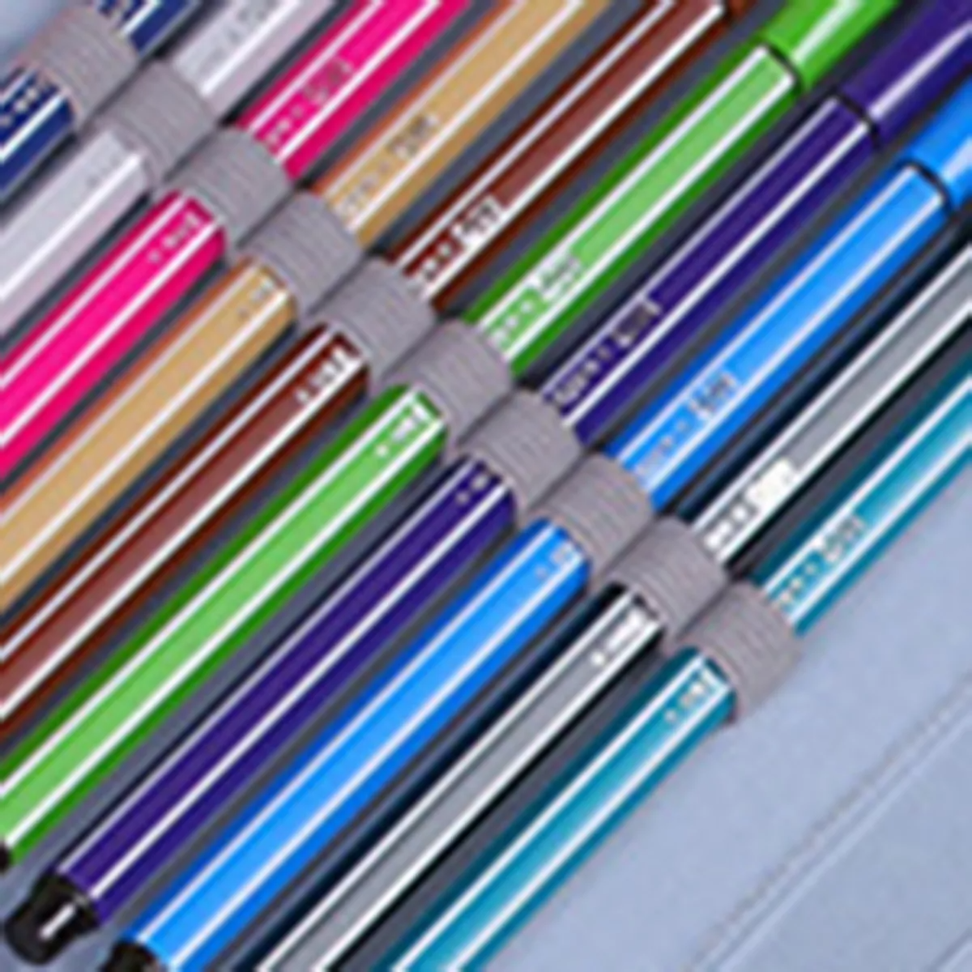 Lapicera 72 Agujeros Organizador Lapices Colores Full, smiley NEGRA