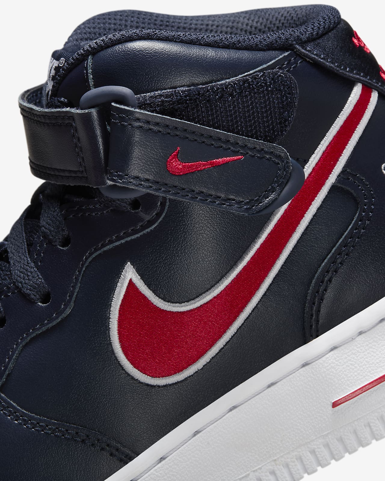 Tenis Nike Air Force 1 07 Mid Mujer FJ0728400