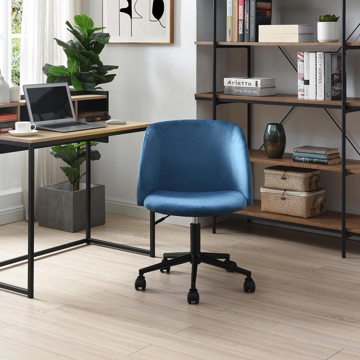 Silla de Oficina Giratoria en Terciopelo Azul con Altura Ajustable y Asiento Acolchado