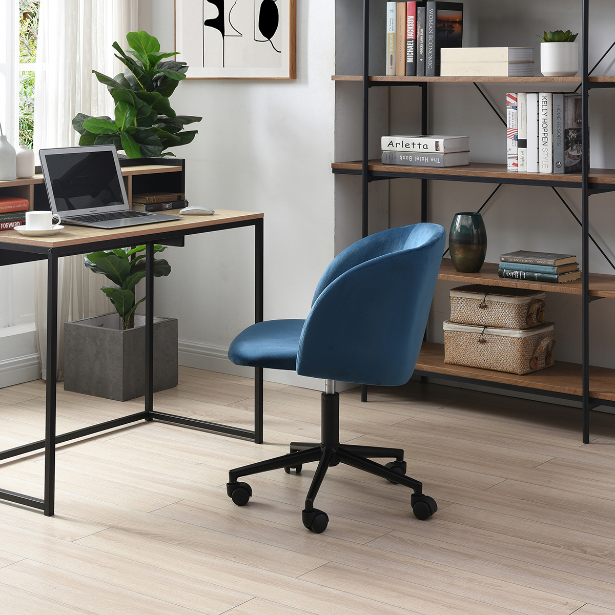 Silla de Oficina Giratoria en Terciopelo Azul con Altura Ajustable y Asiento Acolchado